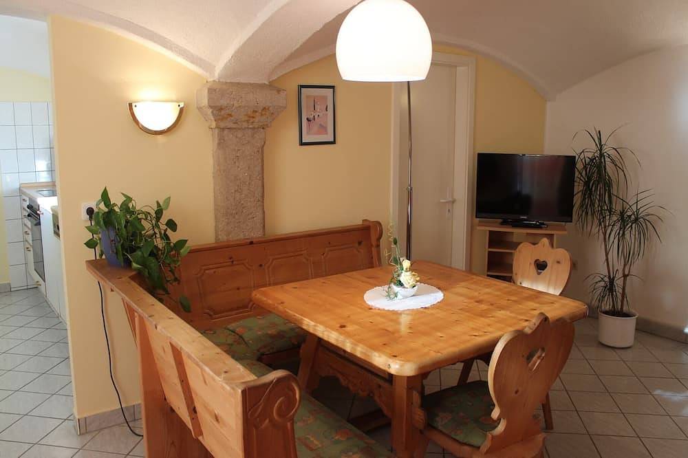 Ganze Wohnung, Ferienwohnung in Weißig mit Garten in Struppen, Elbsandsteingebirge