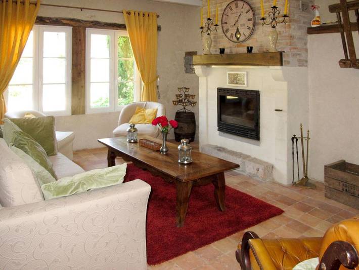 Location de vacances pour 4 personnes, avec terrasse et jardin à Monteaux - 3