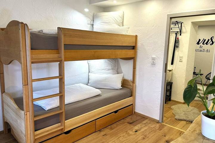 Ganze Wohnung, Ferienwohnung Liesl 75qm für max. 5 Personen in Schechen, Landkreis Rosenheim