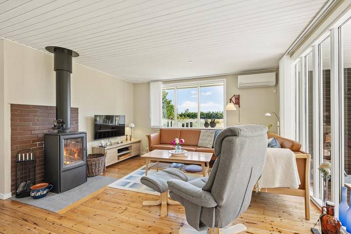 Tranquility - A natural holiday home with hygge for 4 people in Ho in Ho, Varde Region