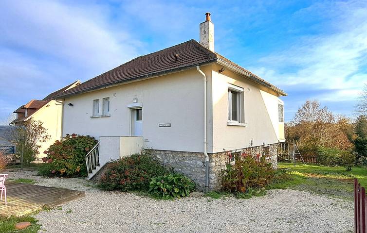 Location de vacances pour 6 personnes, avec Terrasse et Jardin à Équemauville