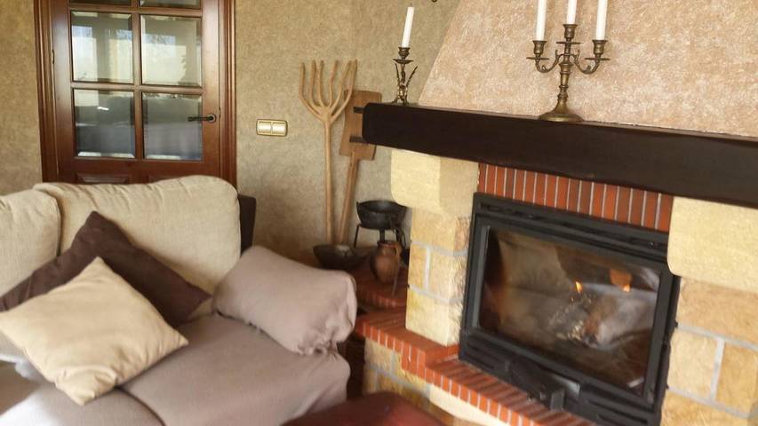 Maison de campagne pour 9 personnes, avec piscine ainsi que vue et jardin, animaux acceptés à Las Navas del Marqués - 4