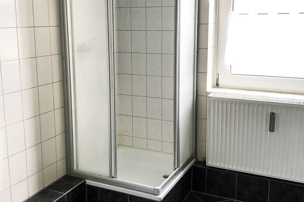 Ganze Wohnung, Zentral gelegen für Harzbesucher, Messegäste, Monteure, Alfeld (5min), Leineberg in Alfeld (Leine), Landkreis Hildesheim