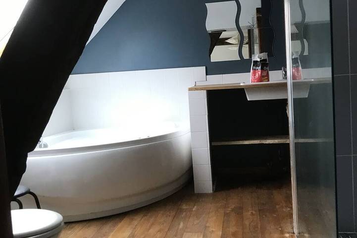 Gîte pour 6 personnes, avec jardin et terrasse à Jumilhac-le-Grand - 4