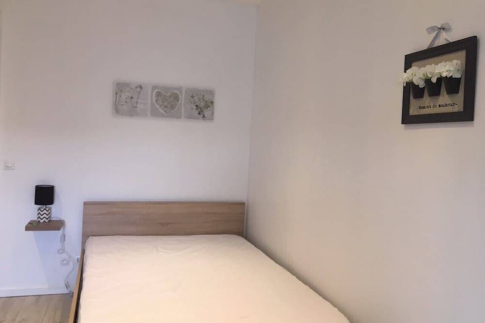 Apartamento entero, Estudio al borde de los baños termales de Vittel. in Vittel, Neufchâteau