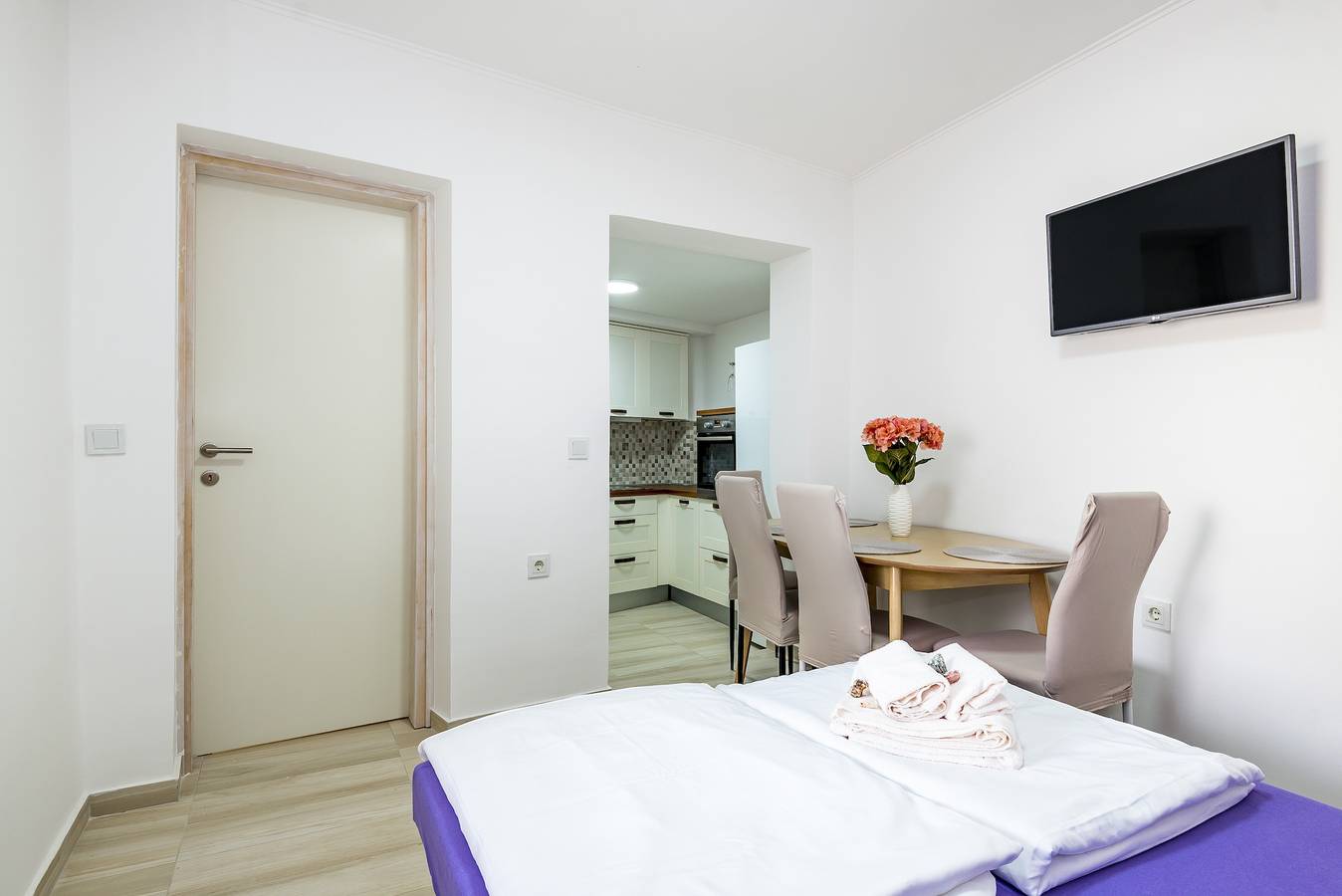 Ganze Wohnung, 1-Zimmer-Ferienwohnung mit Terrasse Sibenik A-21075-b in Sibenik, Šibenik-Knin
