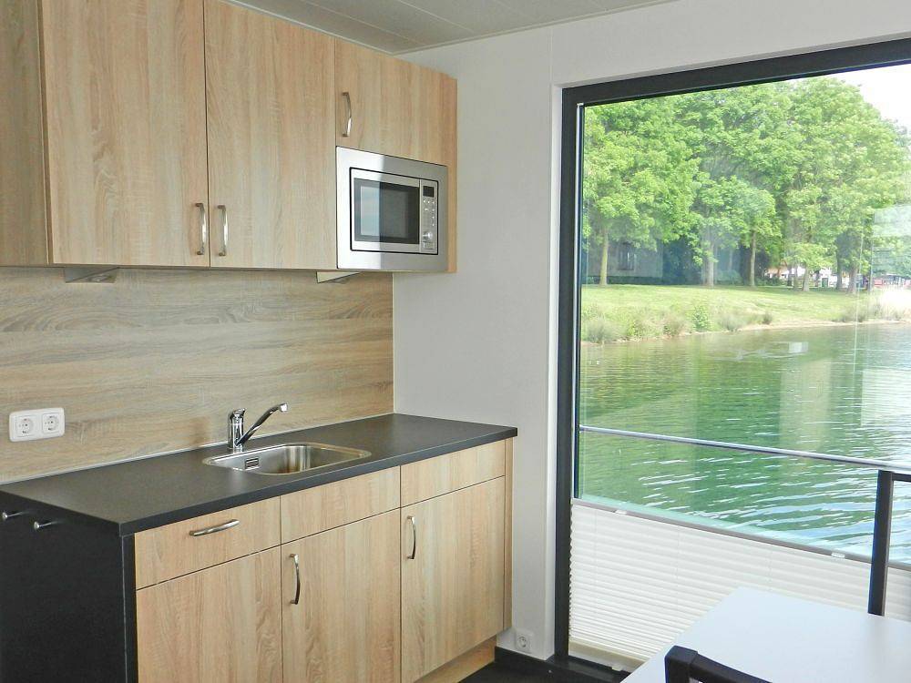 Floating 44 – komfortable Hausboote bei Xanten mit tollem Seeblick in Xanten, Lower Rhine