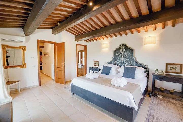 Villa Destino, Luxury Italian Villa in Umbria in Montone (Italia), Valtiberina