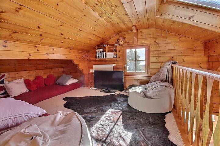 Gîte pour 8 personnes, avec terrasse et jardin, animaux acceptés à Ayent - 4