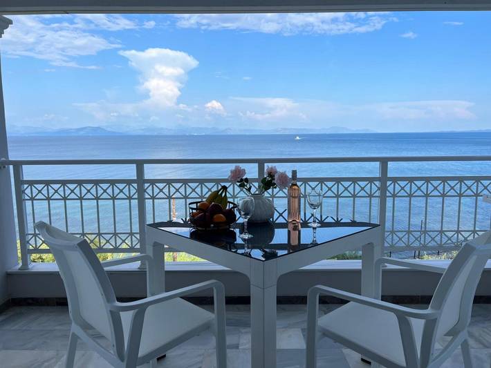Gîte pour 6 personnes, avec jardin et balcon dans Benitses - 2