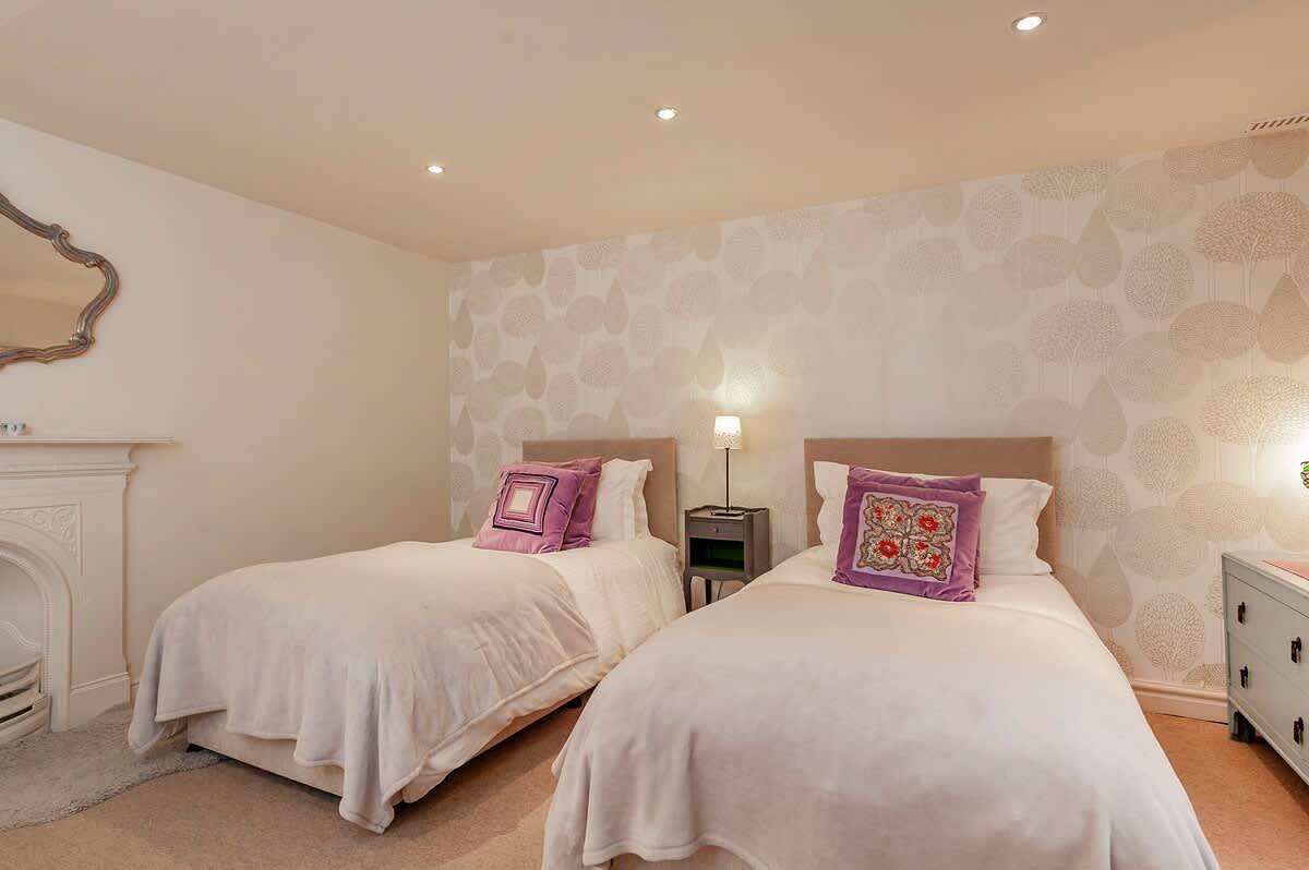 Luxury Cottage in the Heart of Bath in Bath, Bath & North East Somerset
