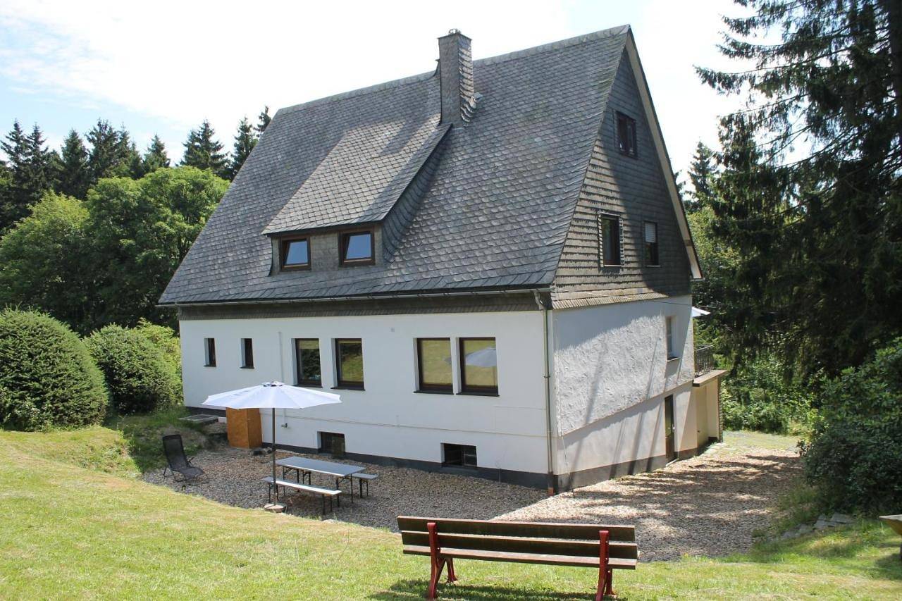 Villa with Garden View in Neuastenberg, Winterberg
