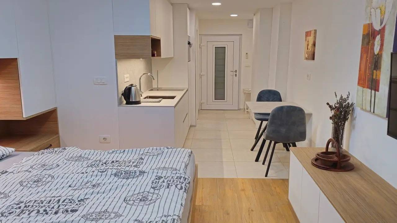 Ganze Ferienwohnung, Ferienwohnung für 2 Personen (30 m²) in Portorož in Izola, Slowenische Riviera