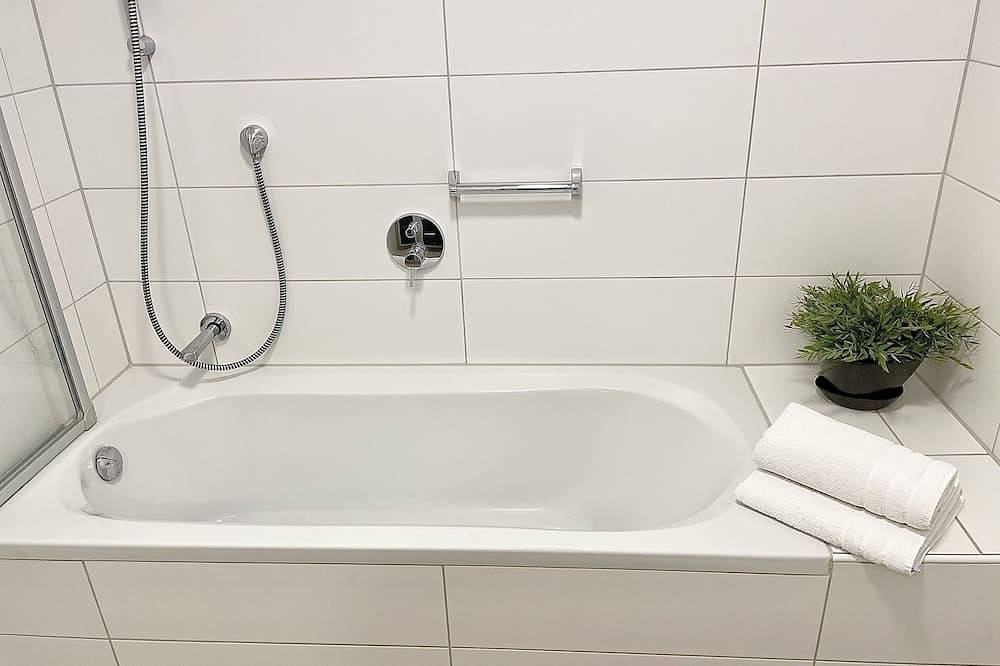 Ganze Wohnung, Moderne, große 2-Zi.-Wohnung (80qm), zwischen Oberstaufen und Bodensee in Weiler-Simmerberg, Bayerisch Schwaben