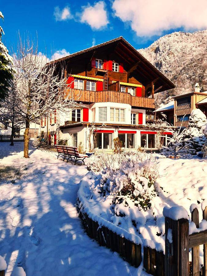 B&B für 2 Personen, mit Terrasse und Garten am Thunersee
