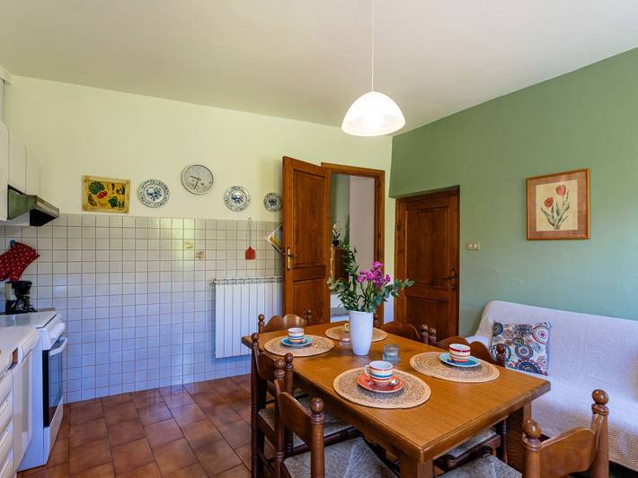 Ferienwohnung für 5 Personen, mit Garten und Terrasse, mit Haustier in Prelà