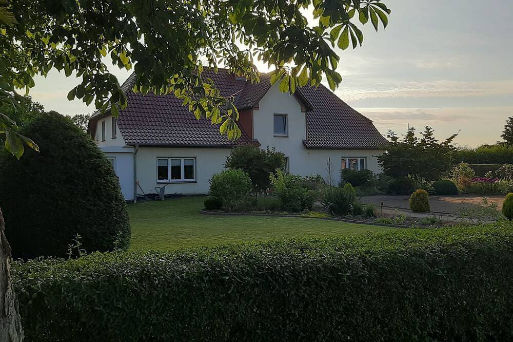 Ganze Wohnung, Ferienwohnung/App. für 2 Gäste mit 40m² in Dolgen am See Ot Sabel in Laage, Mecklenburgische Ostseeküste