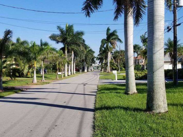 Dragonfly Inn in Cape Coral, Southwest Florida