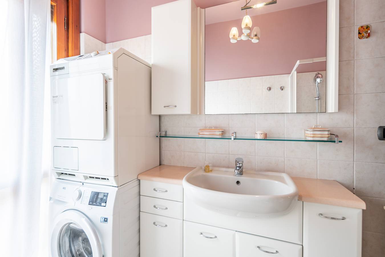 Apartamento inteiro, Dimora Berzia in Spiaggia cherasca, Alba