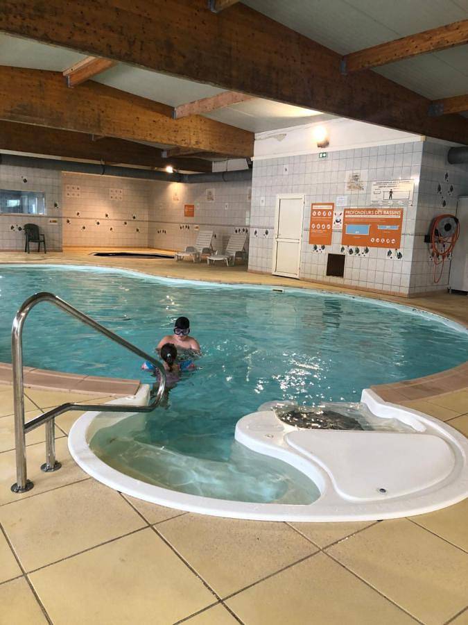 Location de vacances pour 5 personnes, avec vue ainsi que piscine et jardin à Boofzheim - 4