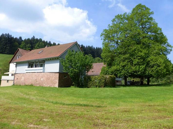 Ferienhaus für 8 Personen, mit Balkon und Garten in Mossautal