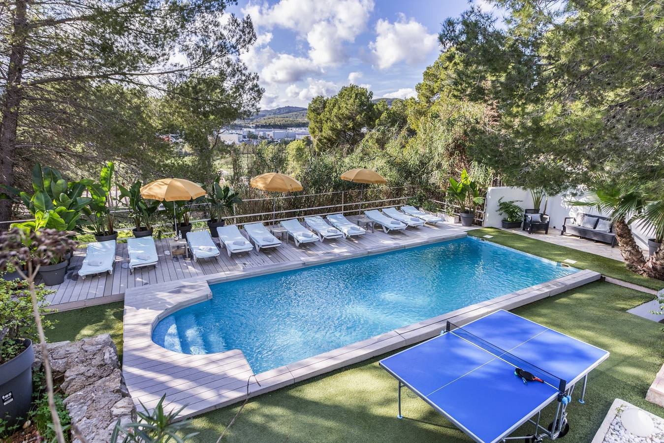 Villa 'Montecristo' con piscina privata, Wi-Fi e aria condizionata in Sant Antoni de Portmany, Ibiza occidentale