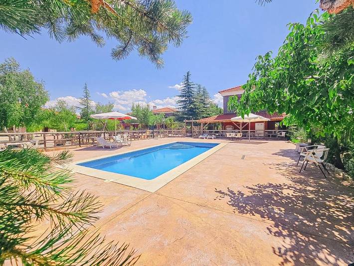 Casa de vacaciones para 6 personas, con Terraza y Jardín además de Piscina y Vistas en Serranía de Cuenca