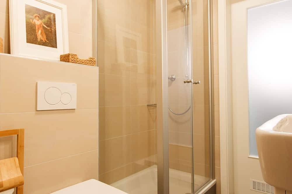 Geheel appartement, Charmant wonen in Charlotte - Bienvenue à Sarrebruck! in Saarbrücken, Saargau