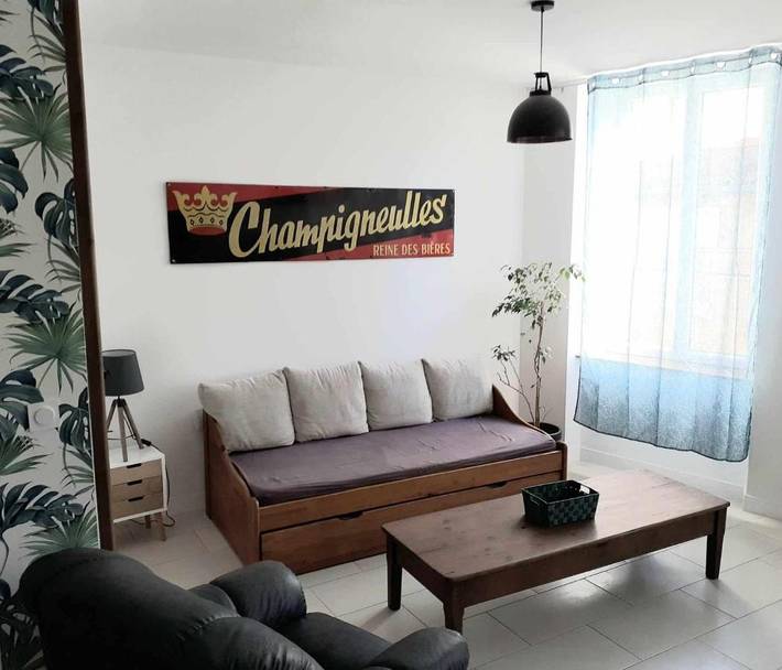 Location de vacances pour 6 personnes, animaux acceptés à Moux