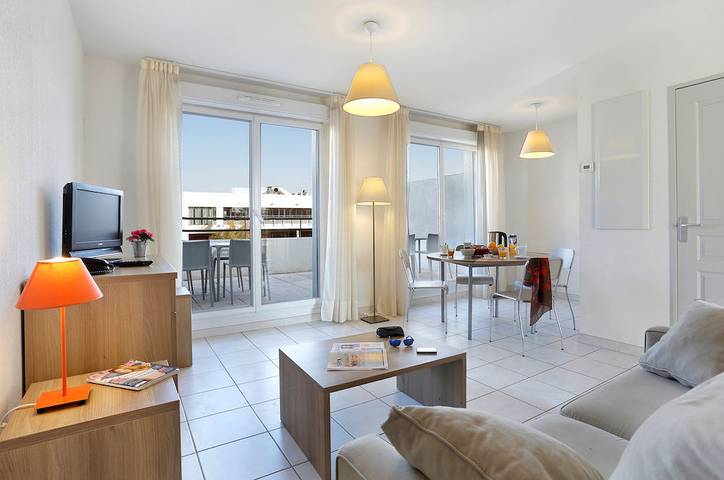 Ferienwohnung für 6 Personen, mit Sauna und Pool sowie Terrasse - 1