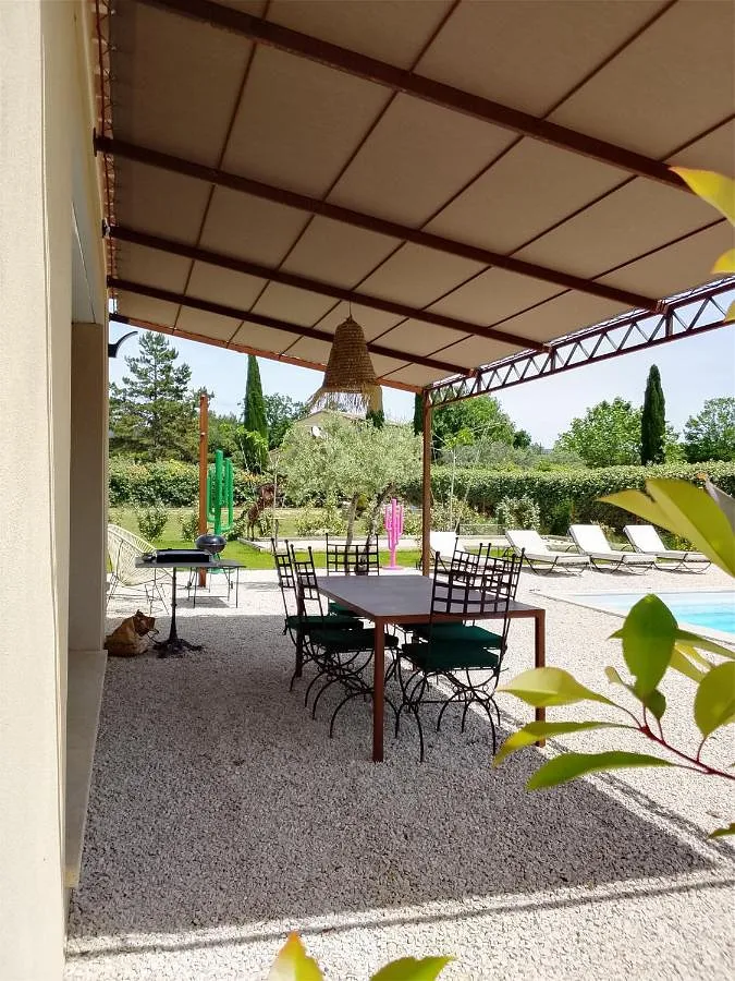 Chalet para 6 personas, con jardín y piscina - 1