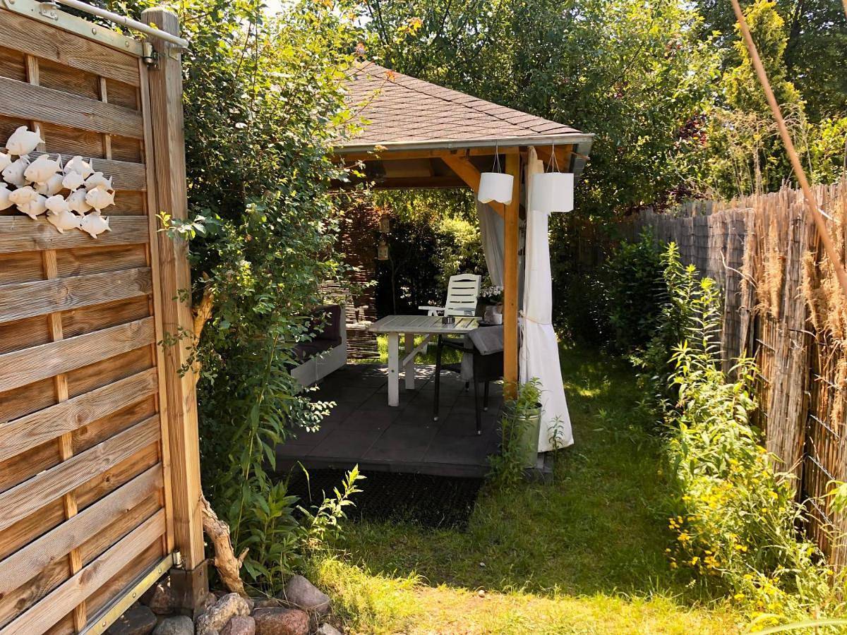 Ganze Wohnung, Ferienhaus Strandgut mit Outdoor Whirlpool und Garten in Petershagen/Eggersdorf, Märkische Schweiz-Oderland