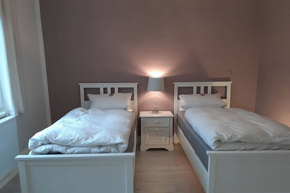 Ganze Wohnung, Ferienwohnung Schneeglöckchen - Haus Barker im schönen Harz in Buntenbock, Harzvorland