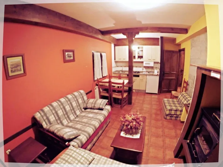 Apartmenthotel für 4 Personen, mit Garten und Ausblick - 1