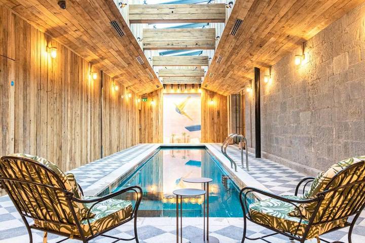 Apartamento para 4 personas, con Jacuzzi además de Piscina y Sauna en Cork