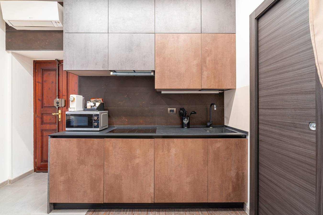 Apartamento entero, Apartamento 'Interno 6 en el Corazón de Ortigia' con Wi-Fi y Aire Acondicionado in Siracusa, Provincia de Siracusa