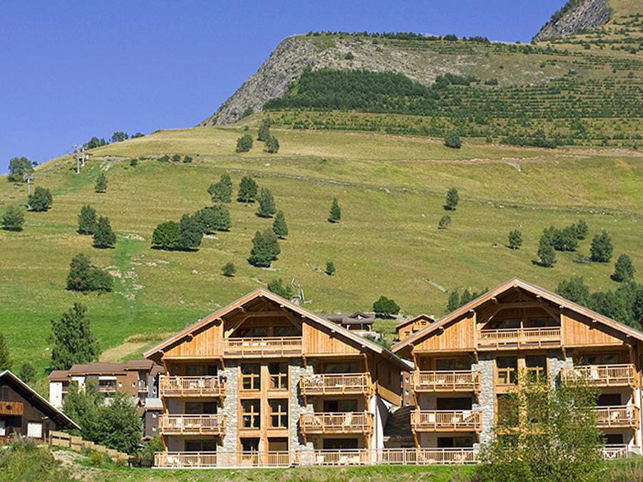 Résidence Le Goléon - Val Ecrins - Vacancéole - Appartement 4 personnes - Appartement 2 pièces avec coin nuit 4 personnes in Mont-de-Lans, Les Deux Alpes
