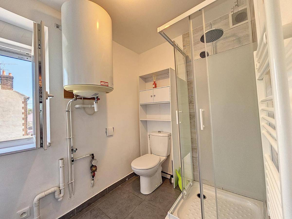 Appartement entier, L'Auberge de la gare, appartements tout confort, proches Gare in Yzeure, Allier