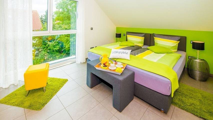 Ferienwohnung für 5 Personen, mit Garten und Balkon, kinderfreundlich in Bensheim