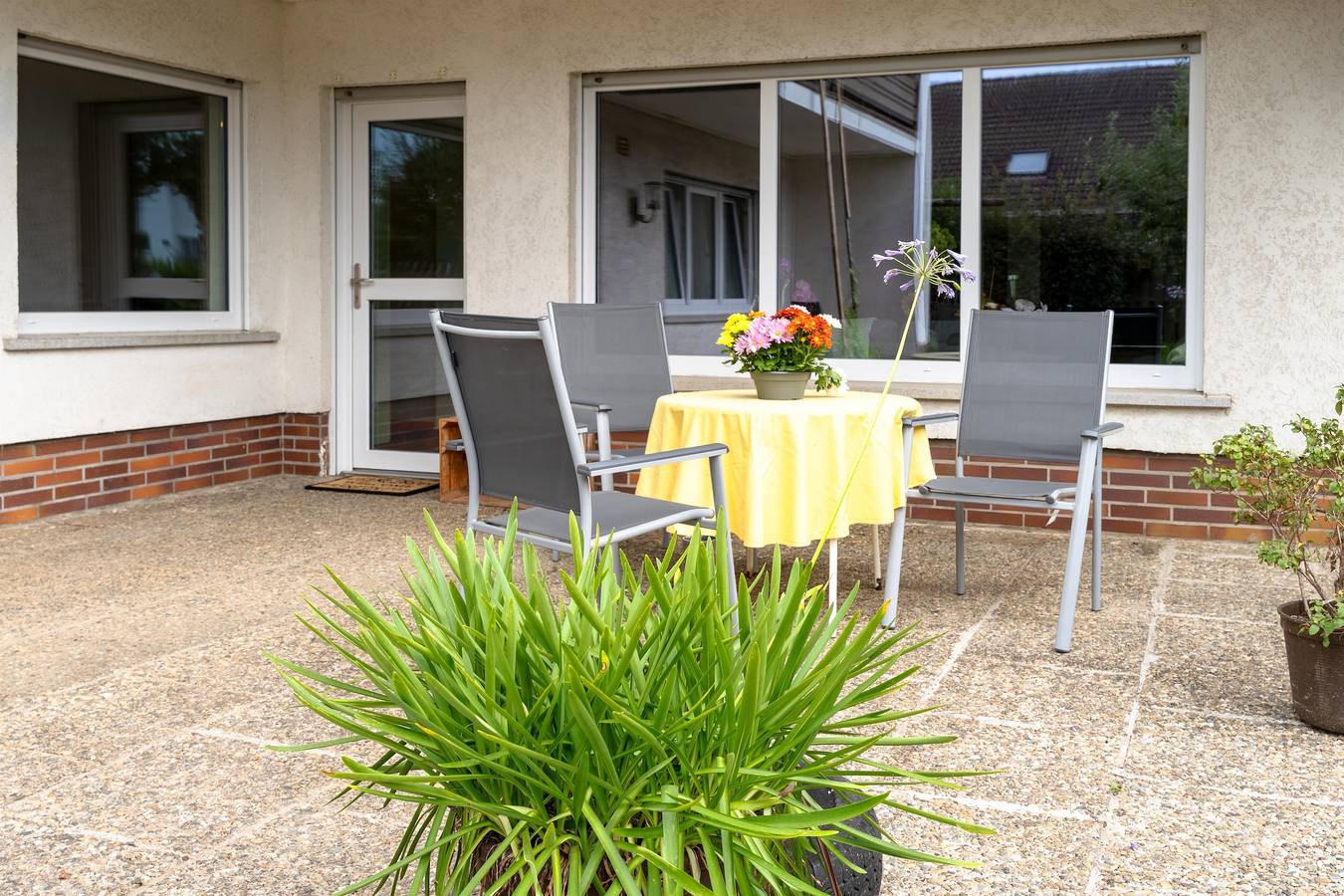 Ganze Ferienwohnung, Appartement/Fewo, Dusche und Badewanne, 2 Schlafrä in Büchenbeuren, Hunsrück