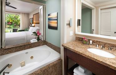 Villa for 8 Guests in Princeville, Hanalei Bay, Picture 3