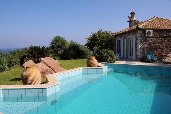 Ferienhaus für 10 Personen, mit Terrasse und Garten sowie Pool auf den Peloponnes - 2