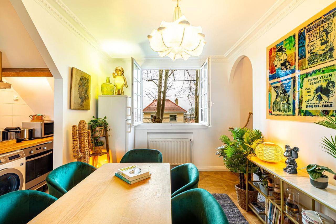 Appartement entier, Art & Curiosity Cabinet Style Appartement with Paris view, Villa des Ammonites in Meudon, Hauts-de-Seine