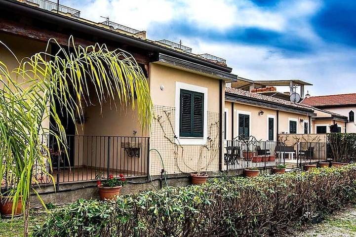 Ferienhaus für 6 Personen, mit Terrasse und Garten - 1
