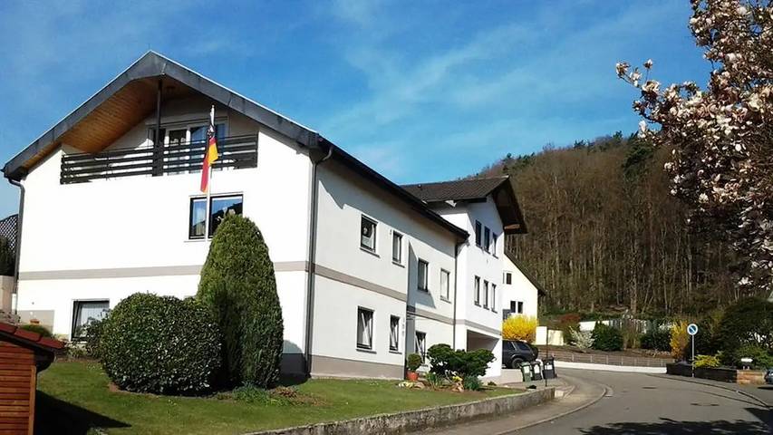 Ferienwohnung für 2 Personen, mit Garten in Silz (Pfalz) - 2