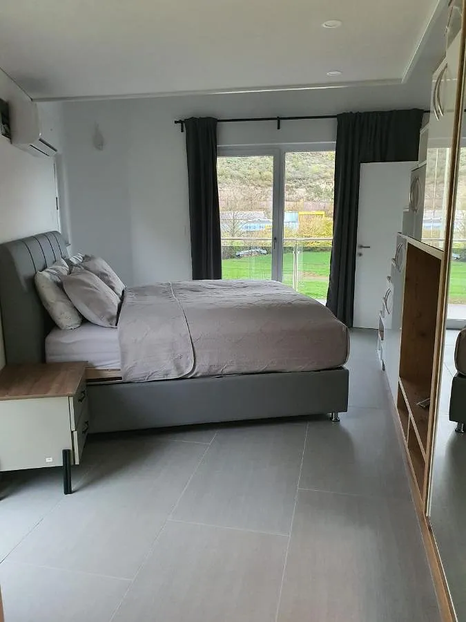 Holiday apartment for 6 people, with balcony - 1