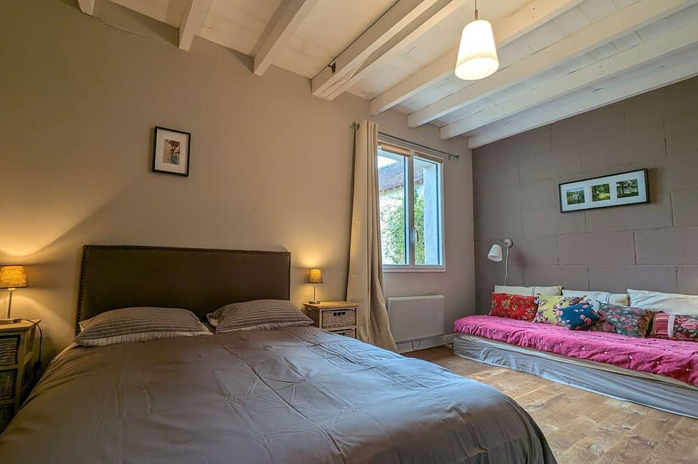 Hütte in Berry im Herzen des Naturparks, Garten und Parkplatz, 3 Zimmer, Kamin in Mézières-en-Brenne, Le Blanc und Umgebung
