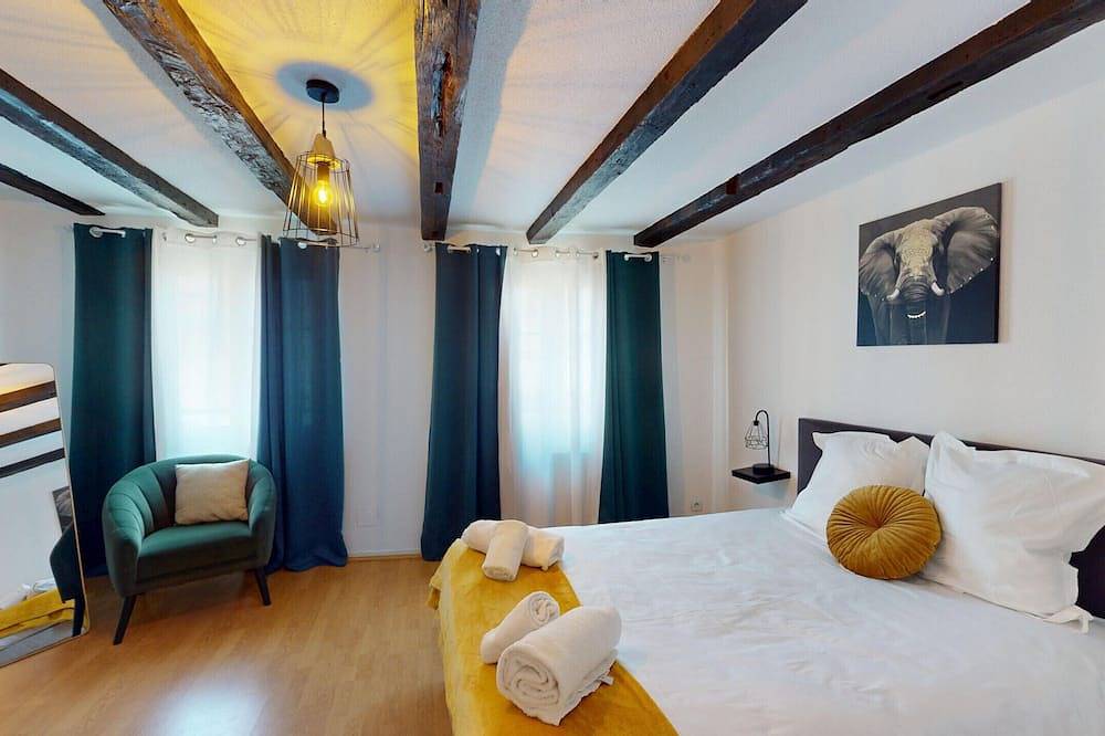 Entire apartment, Triplex Le Bel Atre in Sélestat, Sélestat-Erstein region