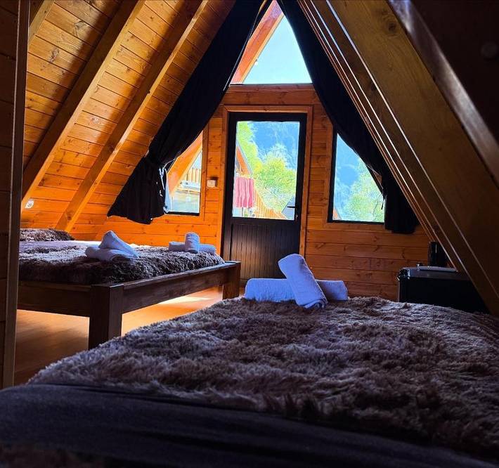 Location de vacances pour 2 personnes, avec vue et jardin dans Theth - 4