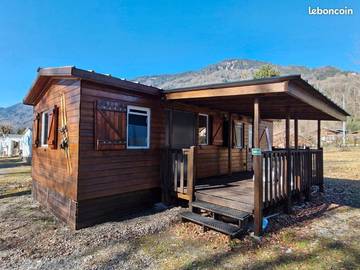 Gîte pour 5 personnes, avec terrasse et vue, animaux acceptés à Verchaix